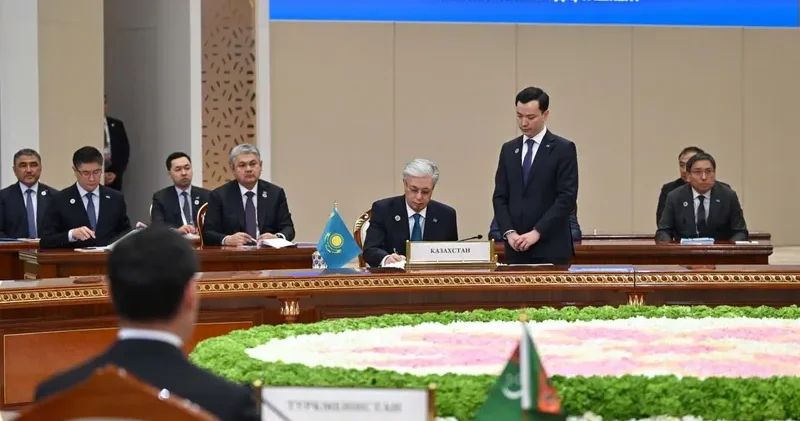 Ташкентте Орталық Азия мемлекеттері басшылары бірқатар маңызды құжаттарға қол қойды