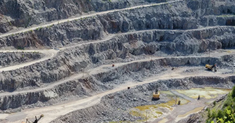 Сирек жер металдарын өндіру және қайта өңдеу: Тоқаев жұмылуды ұсынды