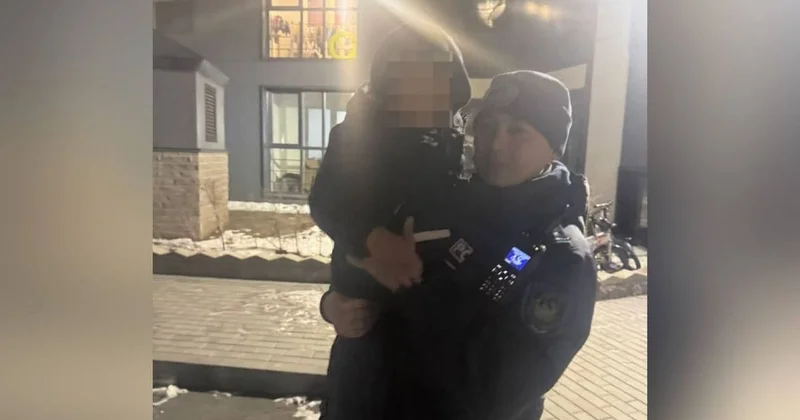 Мужчина потерял 5 летнего сына во время прогулки во дворе в Астане