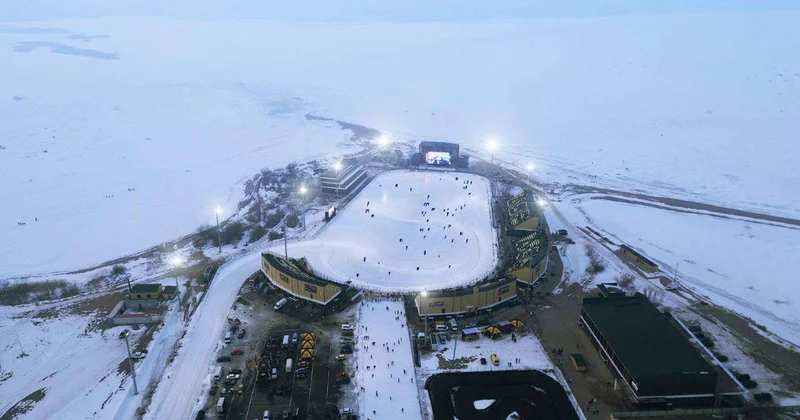 Самый большой каток в Казахстане примет туристов