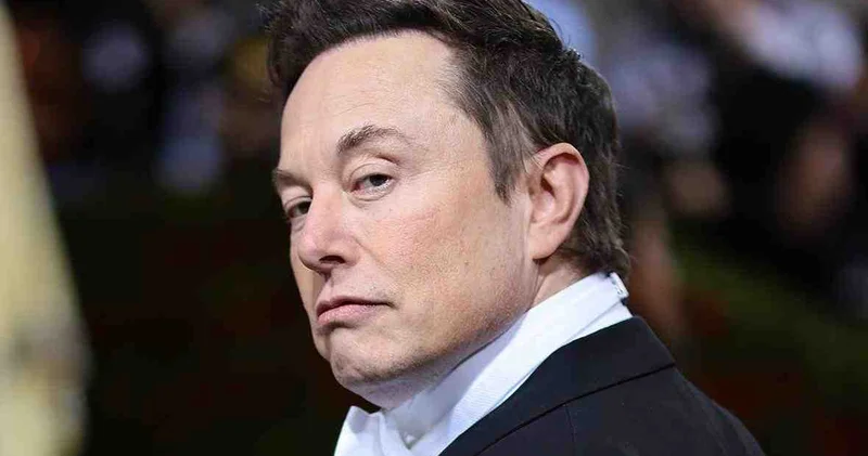 Илон Маск тарихтағы ең бай адам атанды