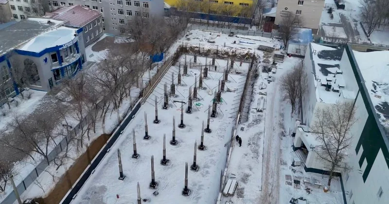В Актобе ведется строительство нового учебно лабораторного корпуса кампуса международного университета Heriot Watt University
