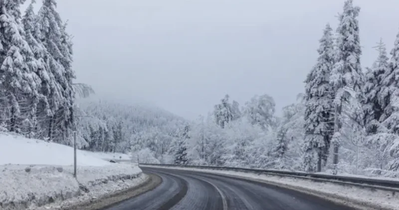 Қазақстанда бірқатар тасжол қайта ашылды: тізім қандай?