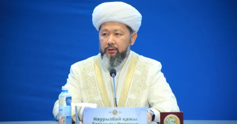 Возомнил себя аятоллой? : почему главу ДУМК обвиняют в политических амбициях