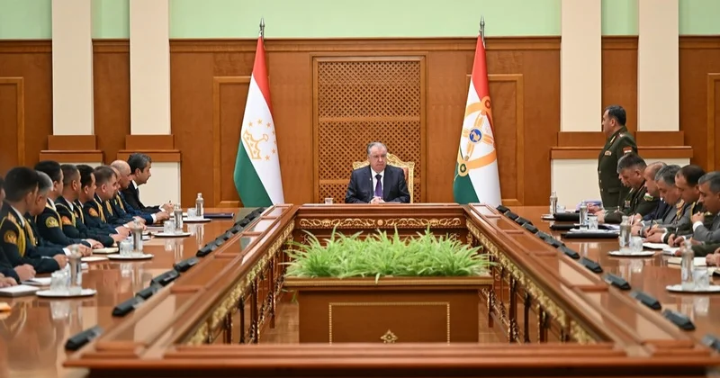 Тәжікстанда күштік құрылымдарда кадрлық өзгеріс жүргізілді