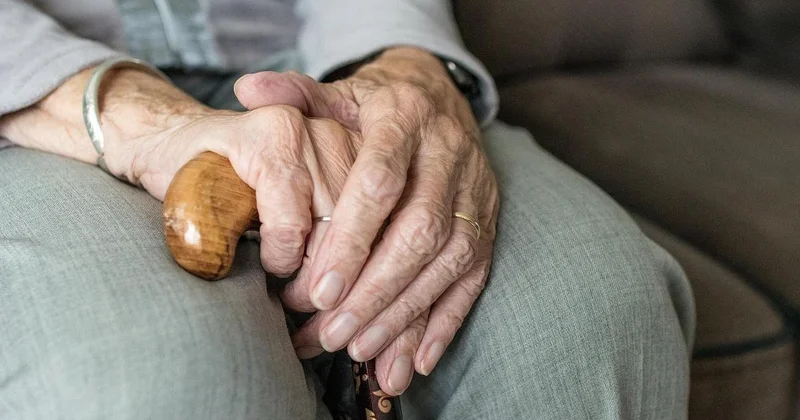 Фотографируют пожилых людей : о новой схеме обмана предупредили казахстанцев