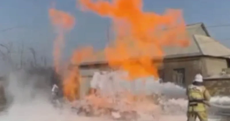 ​Шымкентте газ құбырындағы өрт сөндірілді