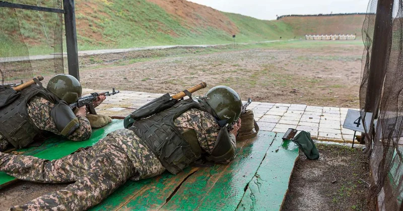 Ақтау гарнизонында сарбаз көз жұмды