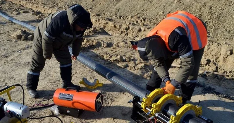 Оралда құбырдағы апат салдарынан 400 абонент сусыз қалды