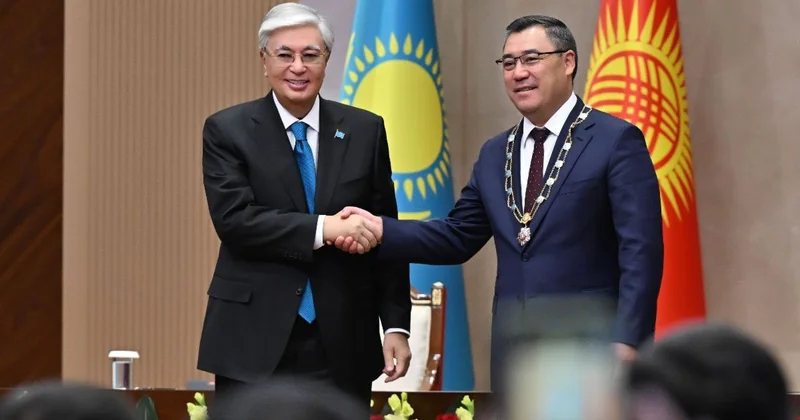 Тоқаев Жaпapoвтың Қырғызстанның мемлекеттілігін нығайту бағытын қолдады