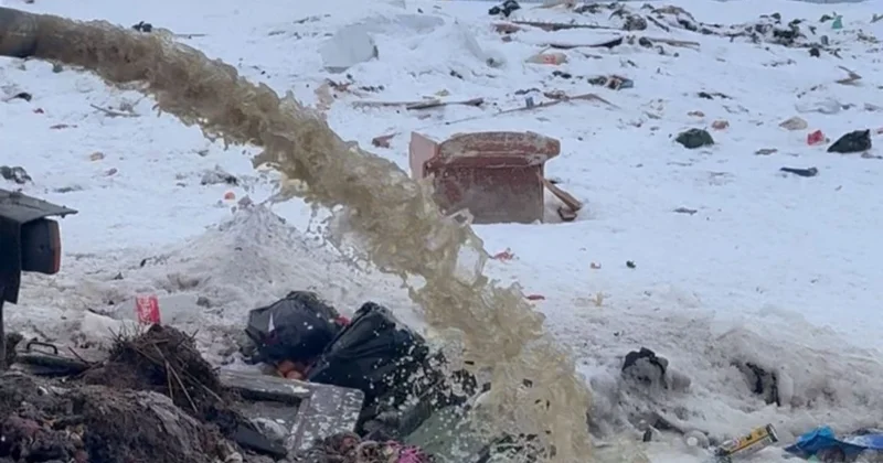 БҚО да кәріз суы неліктен қоқыс алаңына төгіліп жатыр әкімдік жауап берді