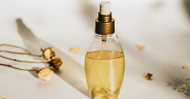 Гонконгтағы Gucci және Bvlgari парфюмерияларынан аллергендер табылды