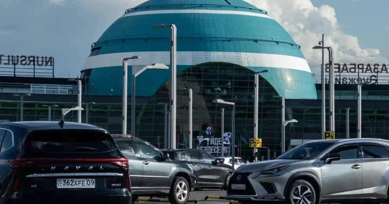 Казахстанец возмутился ценами на перелеты Астана Алматы