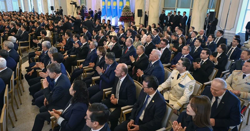 Мемлекет басшысы: Ата заң бәсекеге қабілетті Қазақстанның жаңа Жарғысы