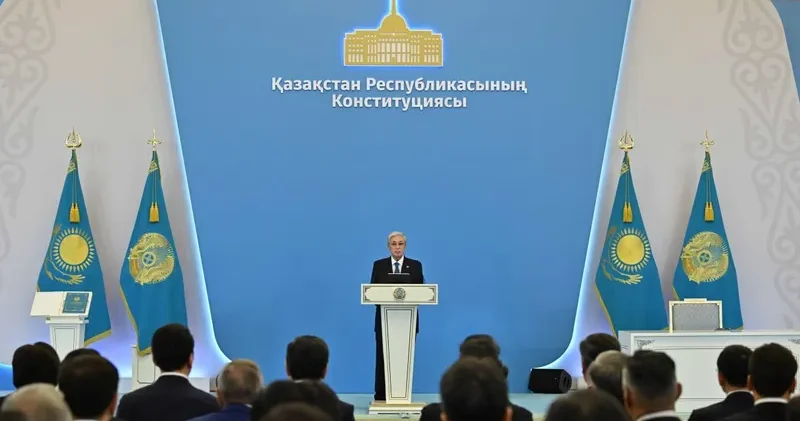 Жаңа Конституция елдігіміздің тірегі, егемендігіміздің тұғыры болады Мемлекет басшысы