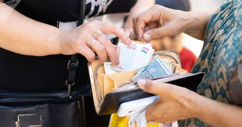 2025 жылы Тәжікстанда орташа жалақы 366 доллар шамасында болды