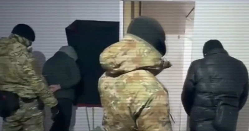 Изъятие на 5 млрд тенге: отца и сына задержали в ходе спецоперации в Акмолинской области