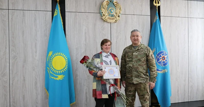 Жительницу Павлодарской области наградили за помощь во время бурана