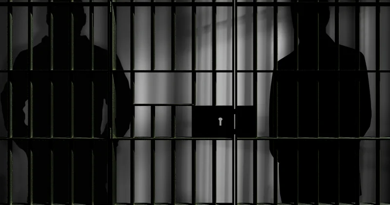 17 лет лишения свободы получили подсудимые за наркомагазин