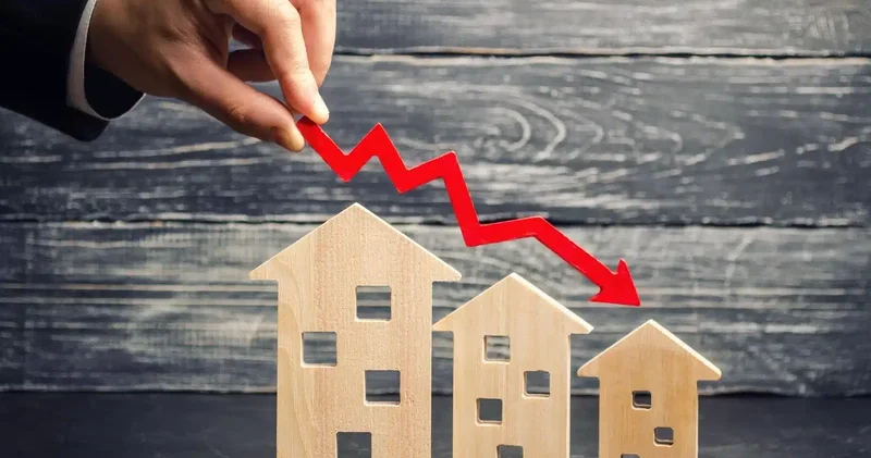 Тұрғын үй саудасы бәсеңдеді: Сұраныс неге екі есеге азайды?
