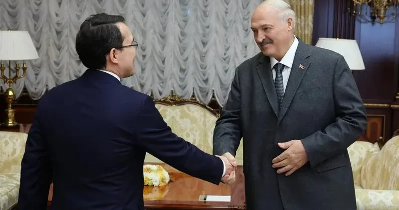 Лукашенко: Беларусь пен Қазақстанда Конституция күні енді бір күнде 15 наурызда атап өтіледі