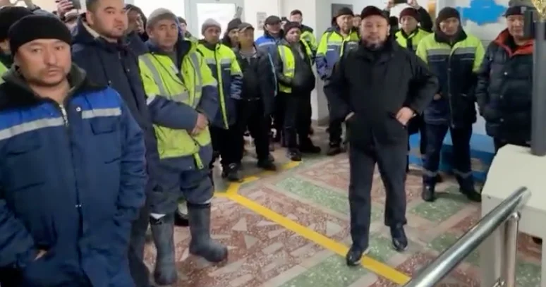 В Астане рабочие коммунального предприятия Elorda Eco System вышли на забастовку Аналитический интернет журнал Власть