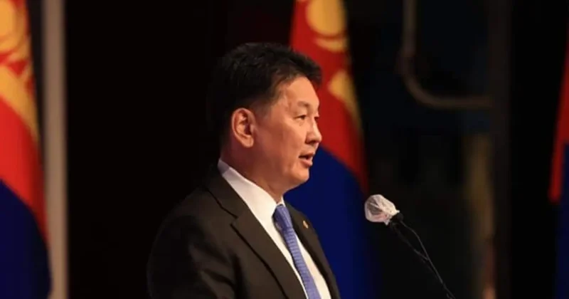 Президент Монголии прилетит в Казахстан