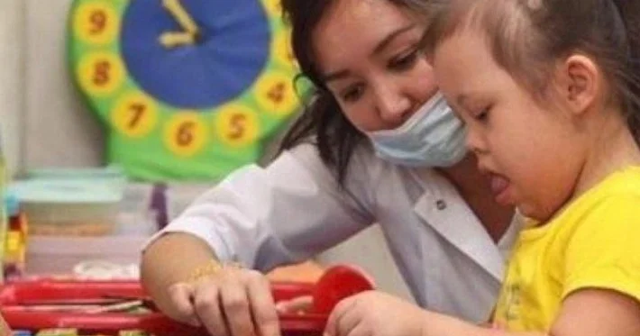 Қамкөңіл жандарды қолдаған еріктілер