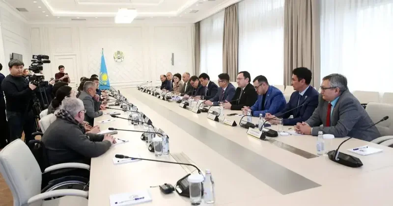 В общественный совет Алматы вошли ещё четыре человека