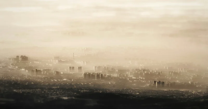 Петропавл қаласында жағымсыз иіс тарап, ауа сапасы күрт нашарлады