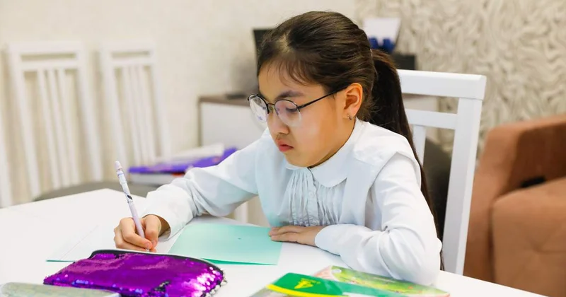 Таразда бастауыш сыныптар қашықтан оқиды