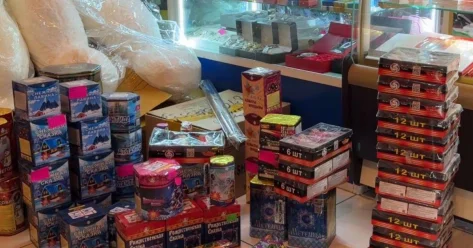 500 коробок пиротехники изъяли у предпринимателей из за нарушений в Шымкенте