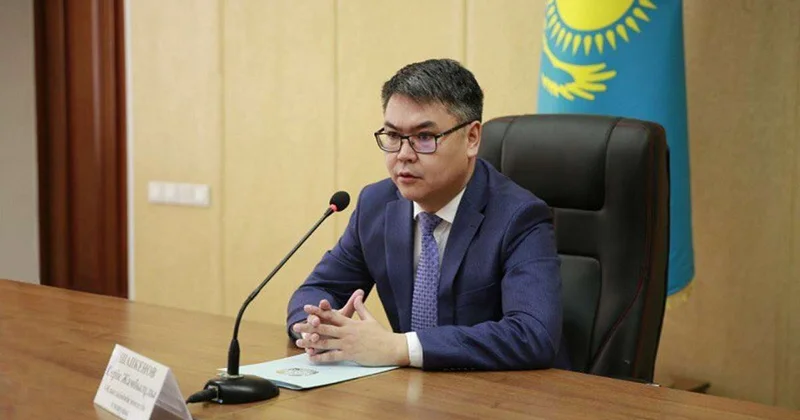 Серик Шапкенов освобожден от должности акима Атырауской области