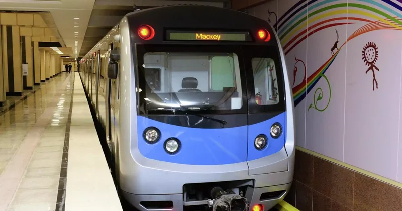 Алматы метросында әзілдеген жас жігіт қамауға алынды
