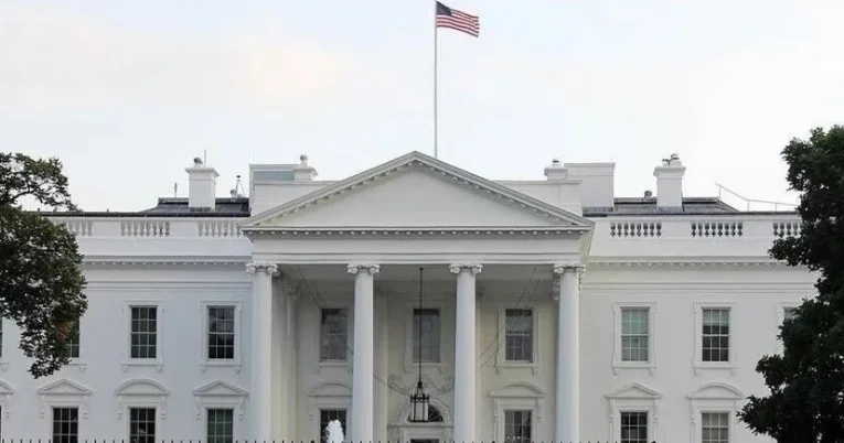 Ақ үй жанжалы: Трамптың сөздерін бәске салған