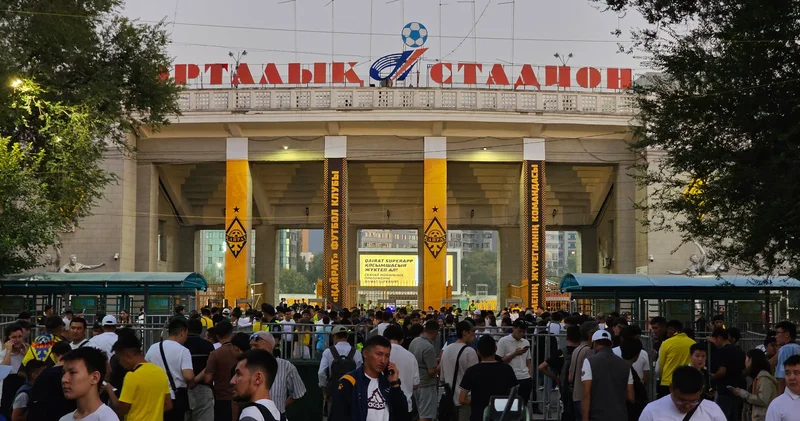Қайрат Андерлехт ойыны алдында жанкүйерліне үндеу жасады