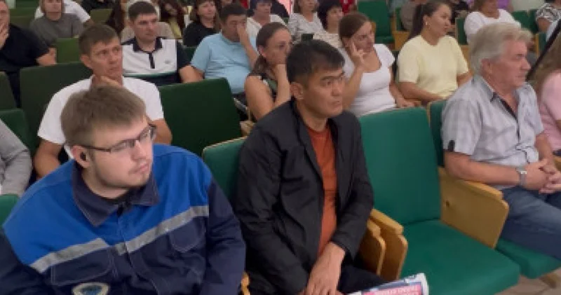 ЖСДП ның өкілдері павлодарлық жұмысшылардың жағдайымен танысты