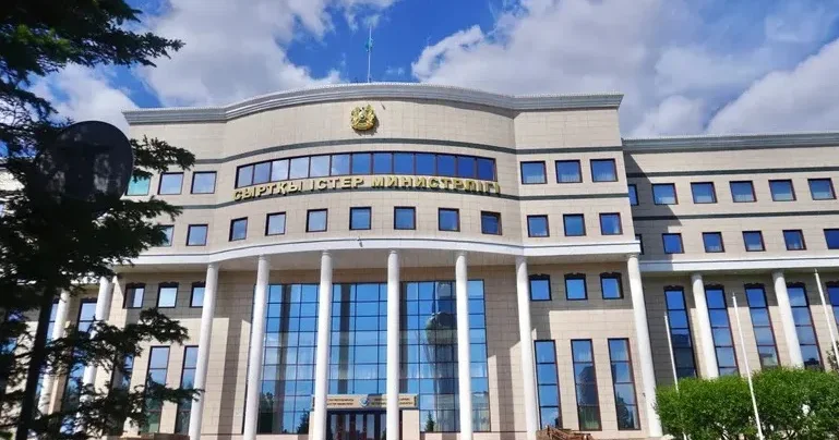 Үндістанда теңізге шығуына тыйым салынып, бұғатта тұрған танкерде Қазақстан азаматы да бар болып шықты