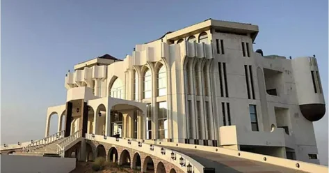 Дворец с привидениями выставили на продажу в ОАЭ