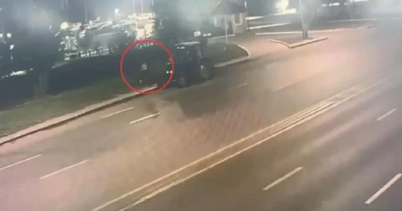 Пьяный мужчина угнал трактор и бросил его в центре Астаны (видео)