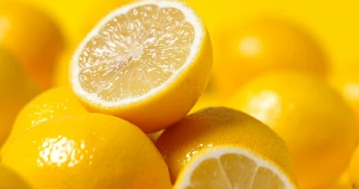 Миф о пользе лимонов и чеснока для иммунитета развеял диетолог