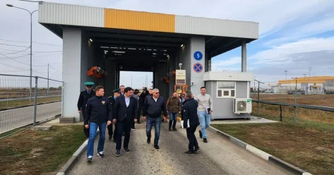 Перенесены сроки модернизации автомобильных пунктов пропуска на границе Казахстана и России