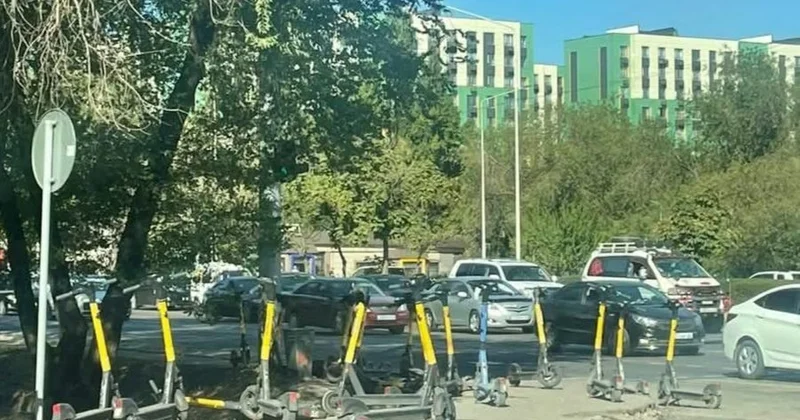 Депутаты собираются изгнать самокаты с тротуаров