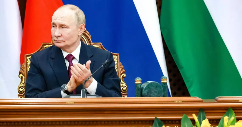Идеядан жаһандық брендке дейін: Путин RT телеарнасын 20 жылдық мерейтойымен құттықтады