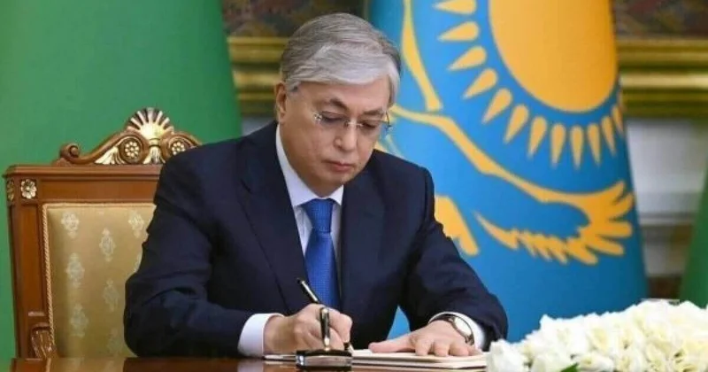 Токаев выразил соболезнования после обрушения крыши школы в Пакистане