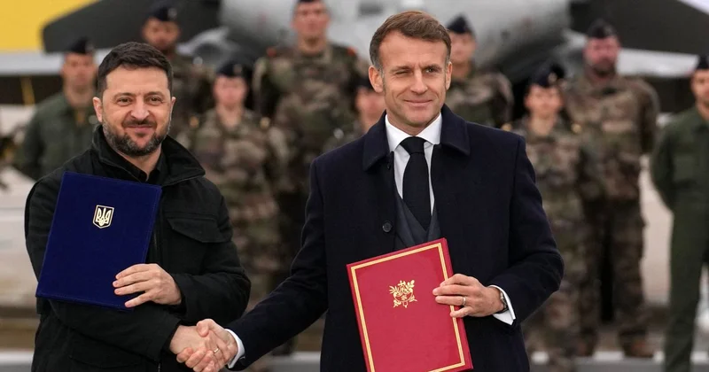 Заказал 100 истребителей : Зеленский и Макрон договорились об усилении обороноспособности Украины