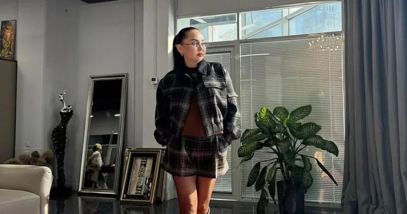 Счастье мое : Баян Алагузова растрогала пользователей соцсети теплым фото с детьми