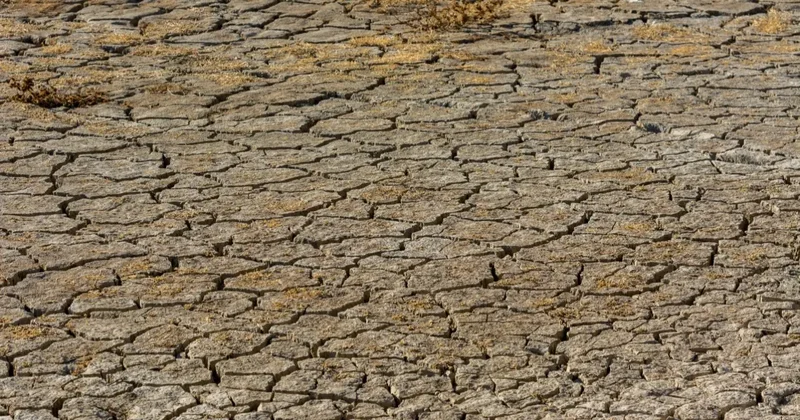 Засуха в Иране: власти пытаются искусственно вызвать дождь