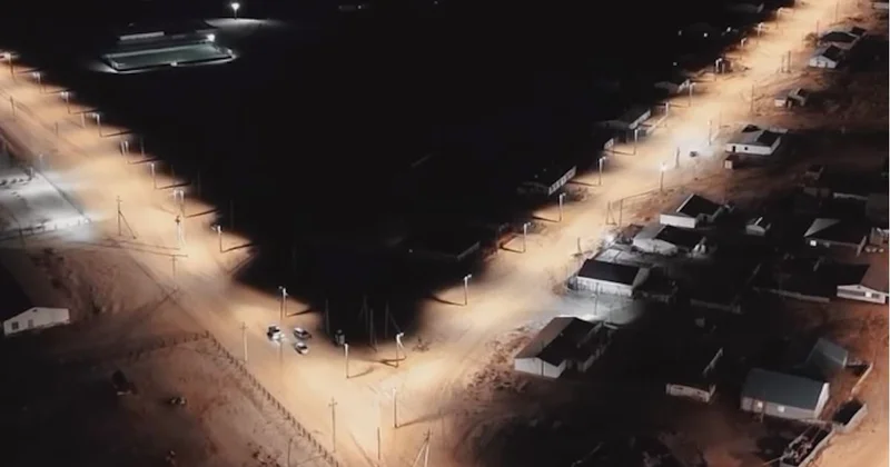 Исатай ауылына 129 шам орнатылды