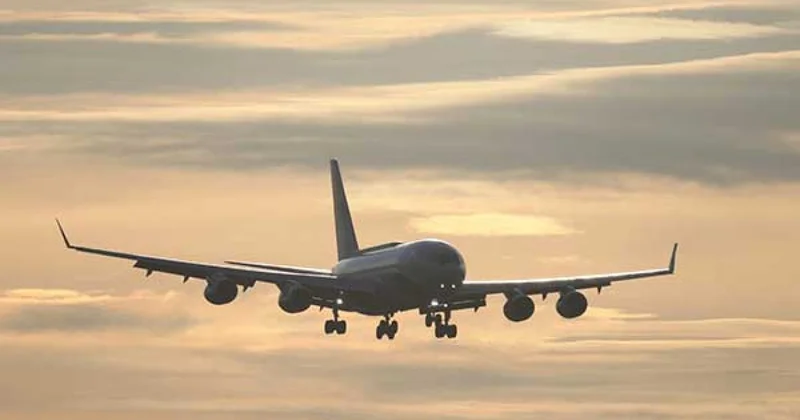 Әйгілі әуе компаниясы бортта гаджет пайдалануға тыйым салды